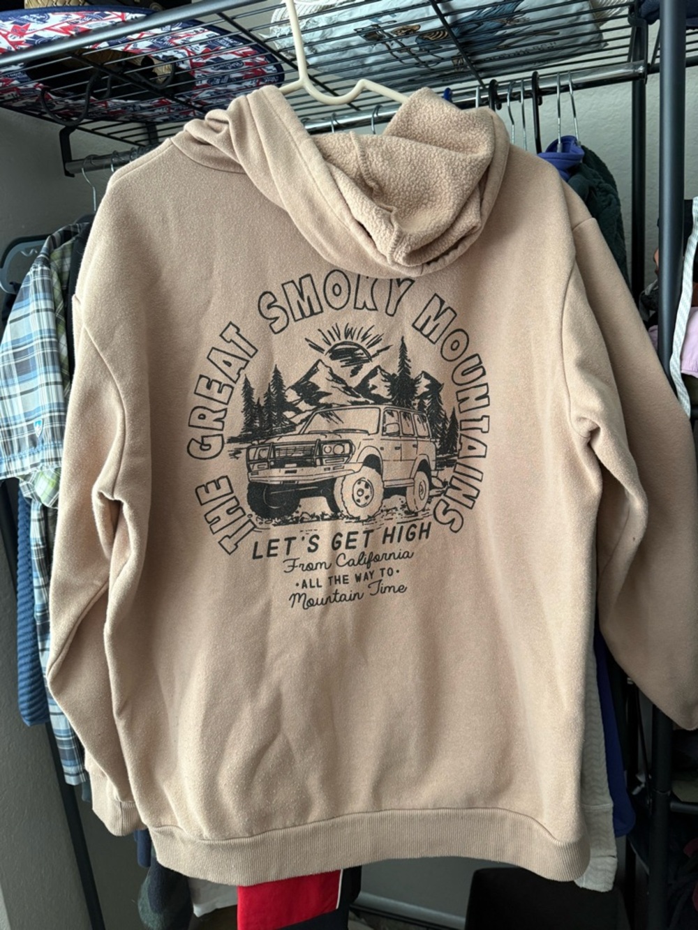 Smoky Mountains Beige Pullover Hoodie Sweatshirt